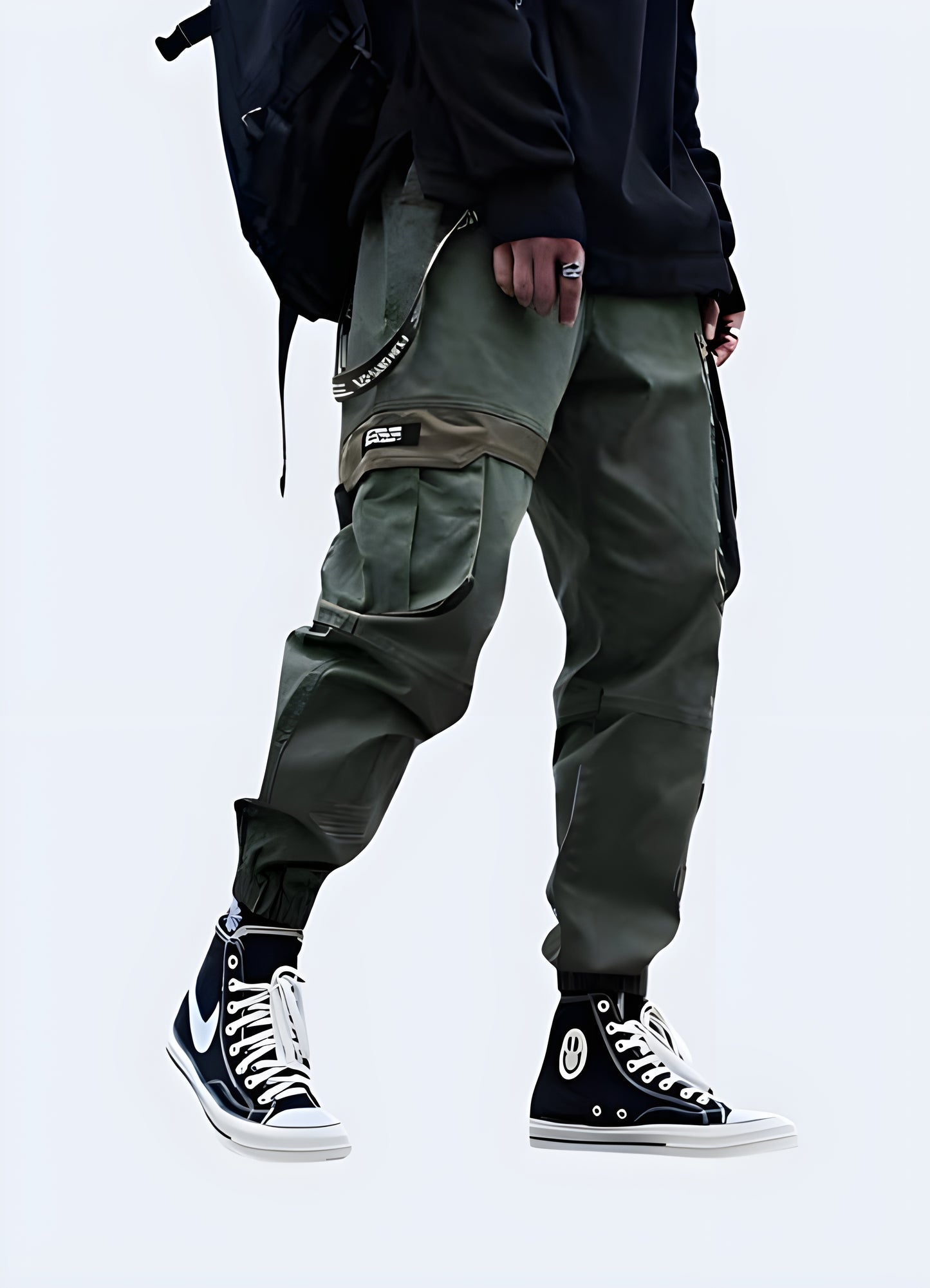 Oversized army green baggy techwear pants.