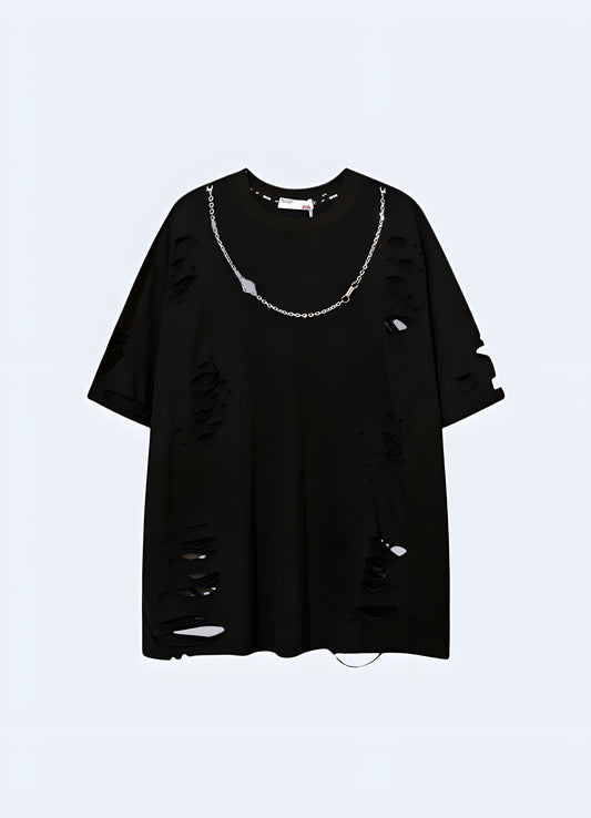 Break the mold with this edgy chain-print graphic tee black.