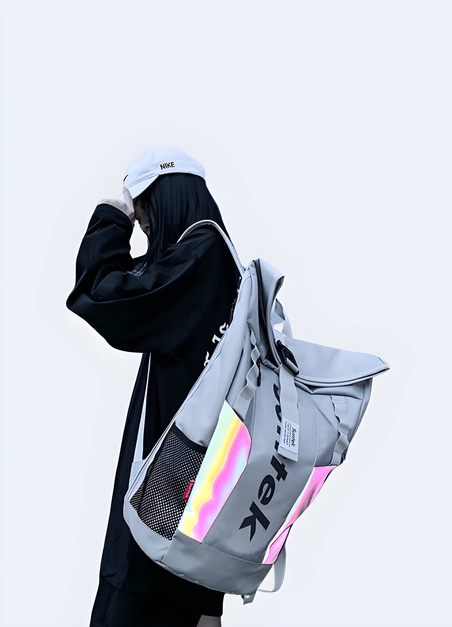 Its ample storage space accommodates your equipment, whether work gear or sports stuff.