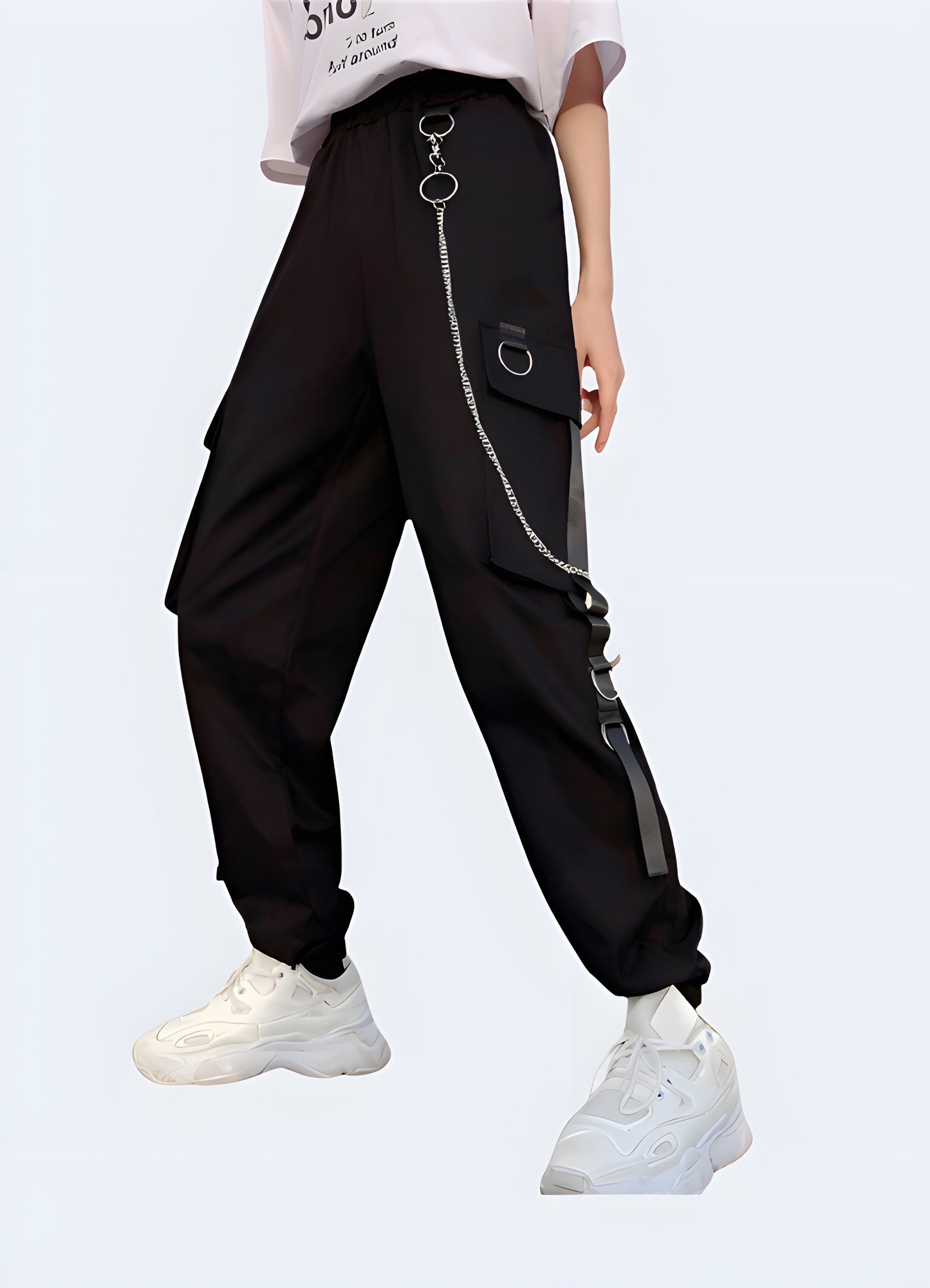 Plenty of pockets, lightweight design - adventure awaits.