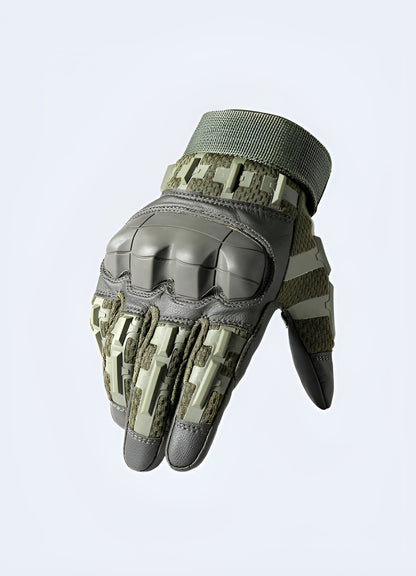 Airsoft gloves green front view.