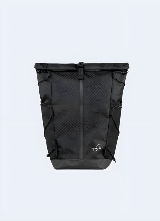 Carry your essentials safely through the urban jungle with our stylish techwear laptop bag.