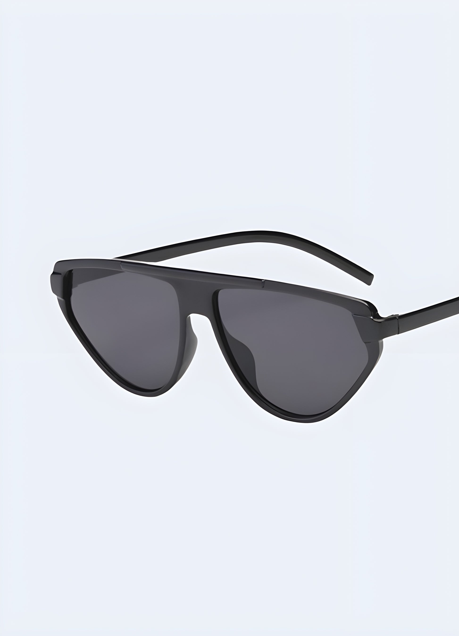 Scratch and impact resistant lenses unisex styling flat top sunglasses.