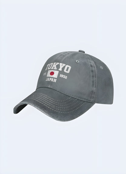 Add a touch of Japan to your everyday look with this comfortable baseball cap.