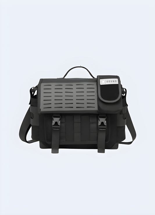 Large messenger bag padded, adjustable strap unisex.