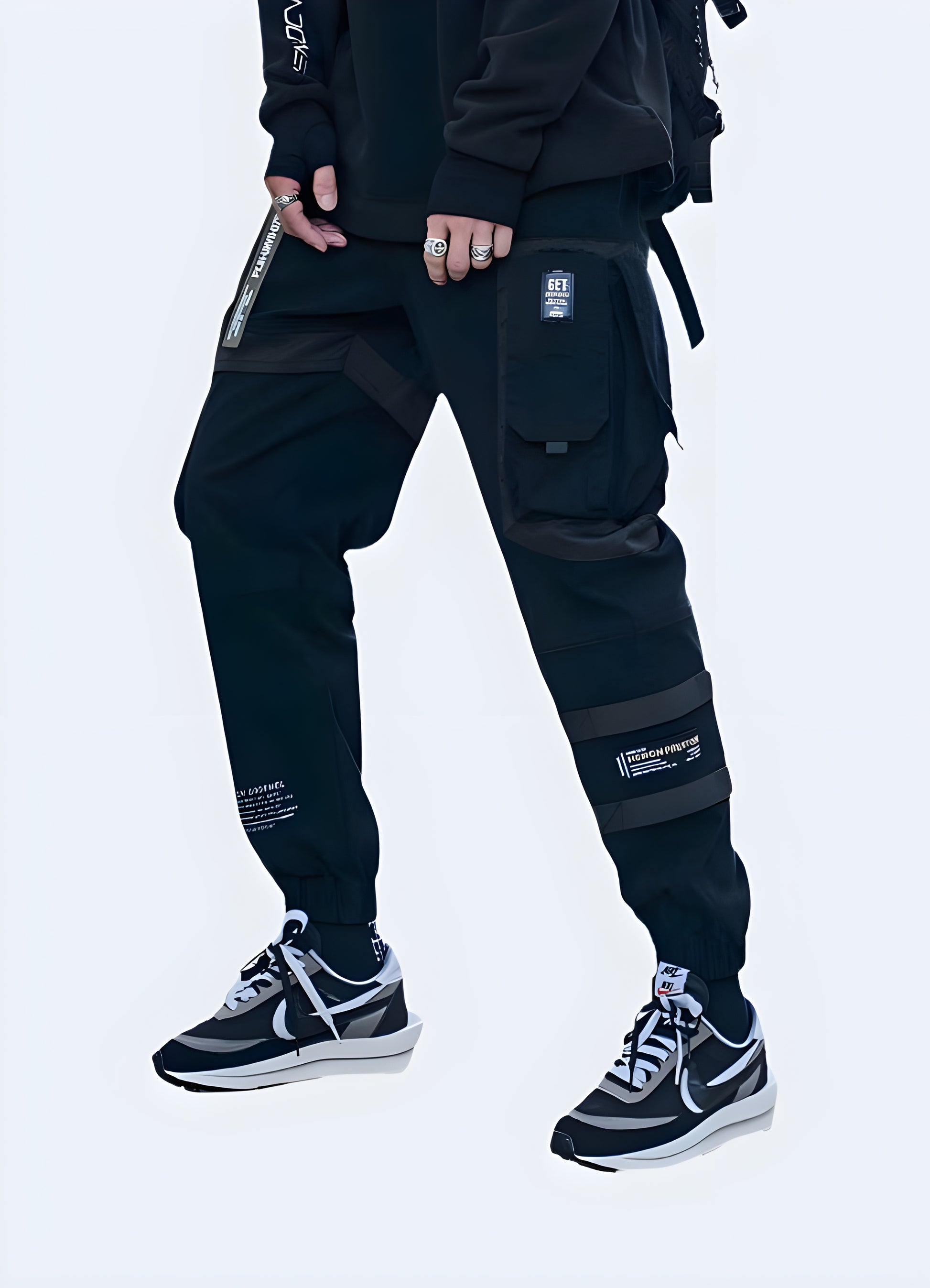 Soft and brushed baggy techwear pants.