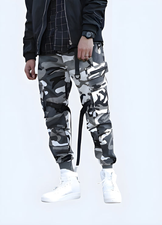 Camo-print cargo pants that easy fit camouflage tactical pants.