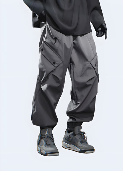 Multi side pockets for added storage dark grey cargo pants.