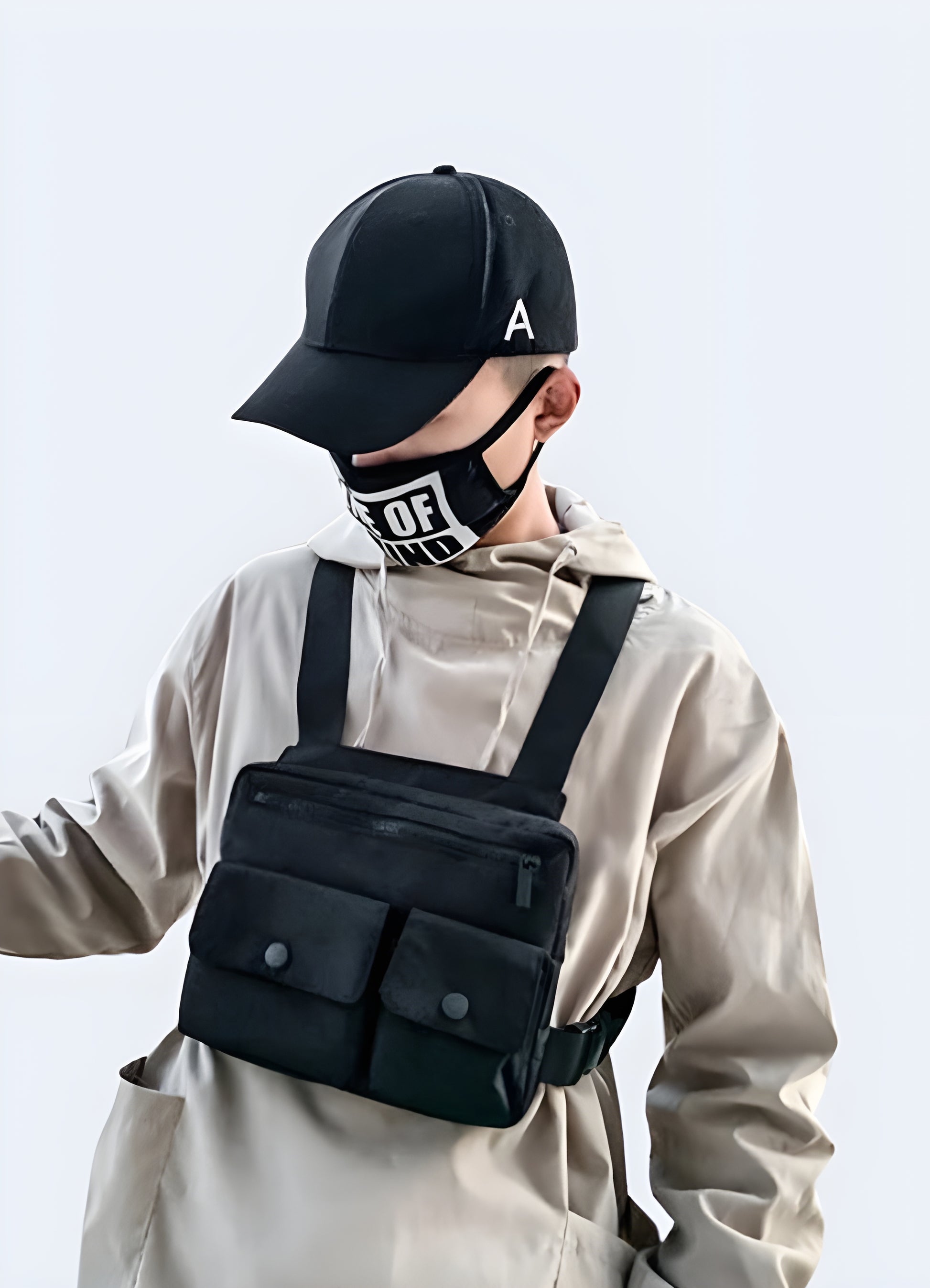  External carry handle chest pouch black.