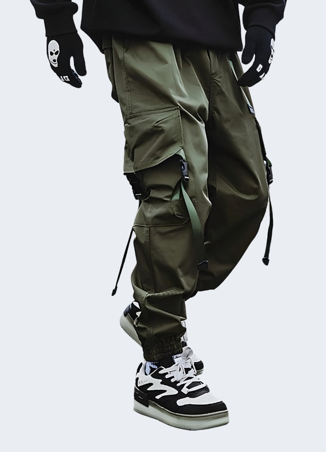 Rich forest dark green cargo pants back view.