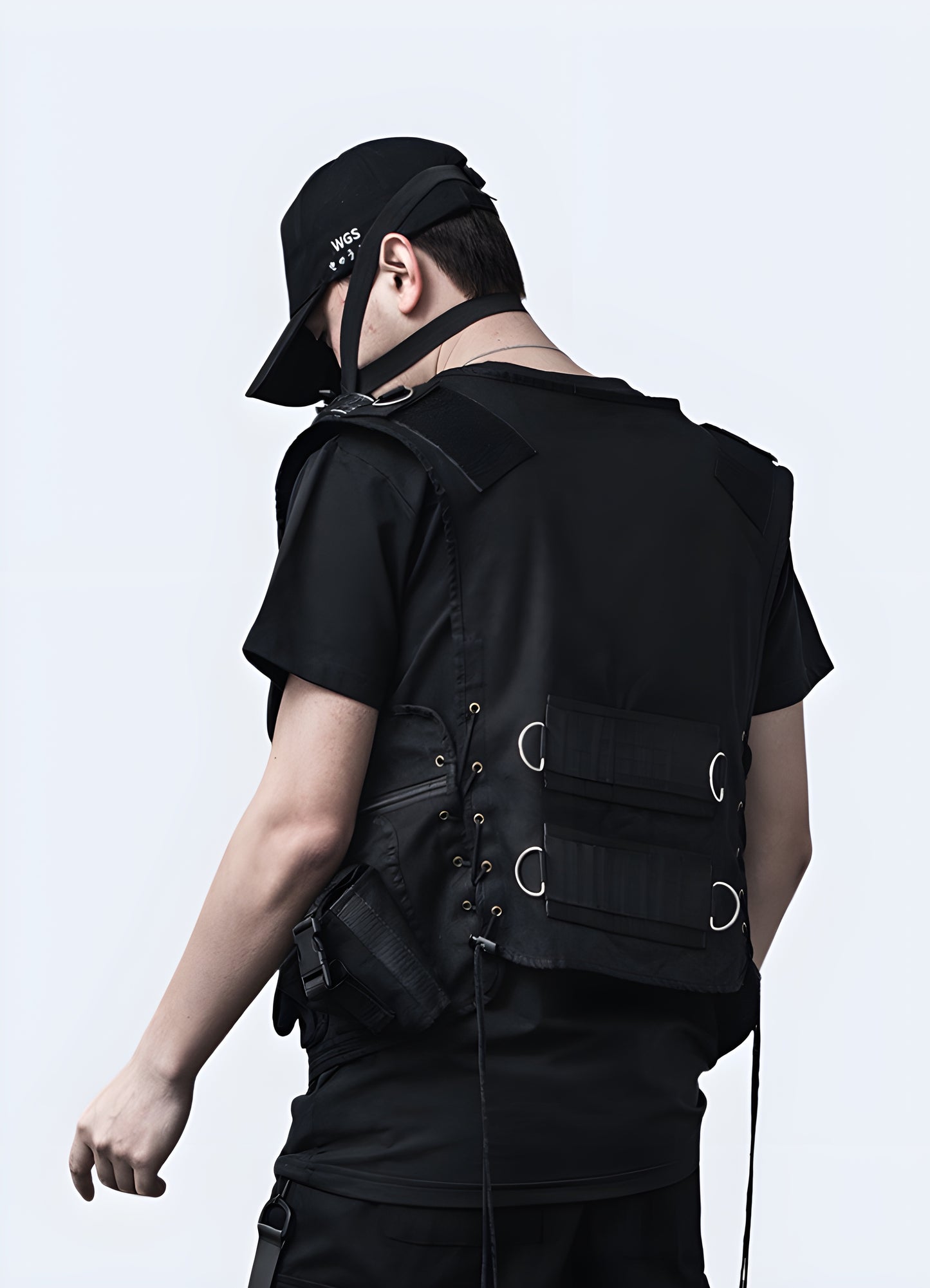 Men wearing black futuristic techwear vest back view. 