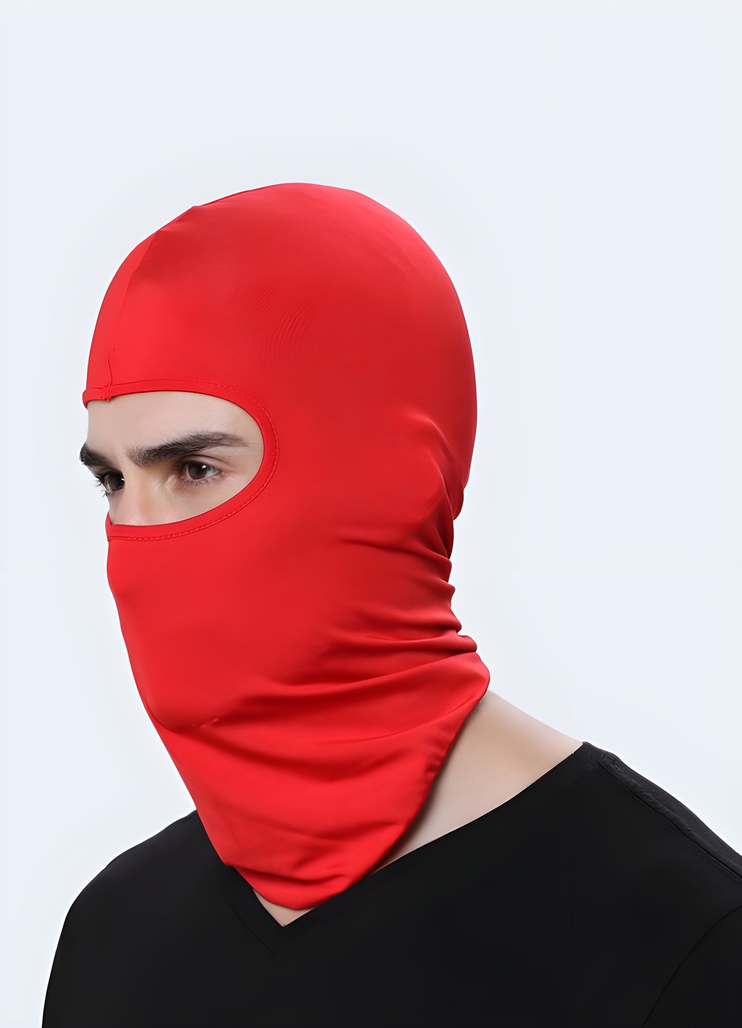 Lightweight & agile, this balaclava lets you move freely without sacrificing warmth.