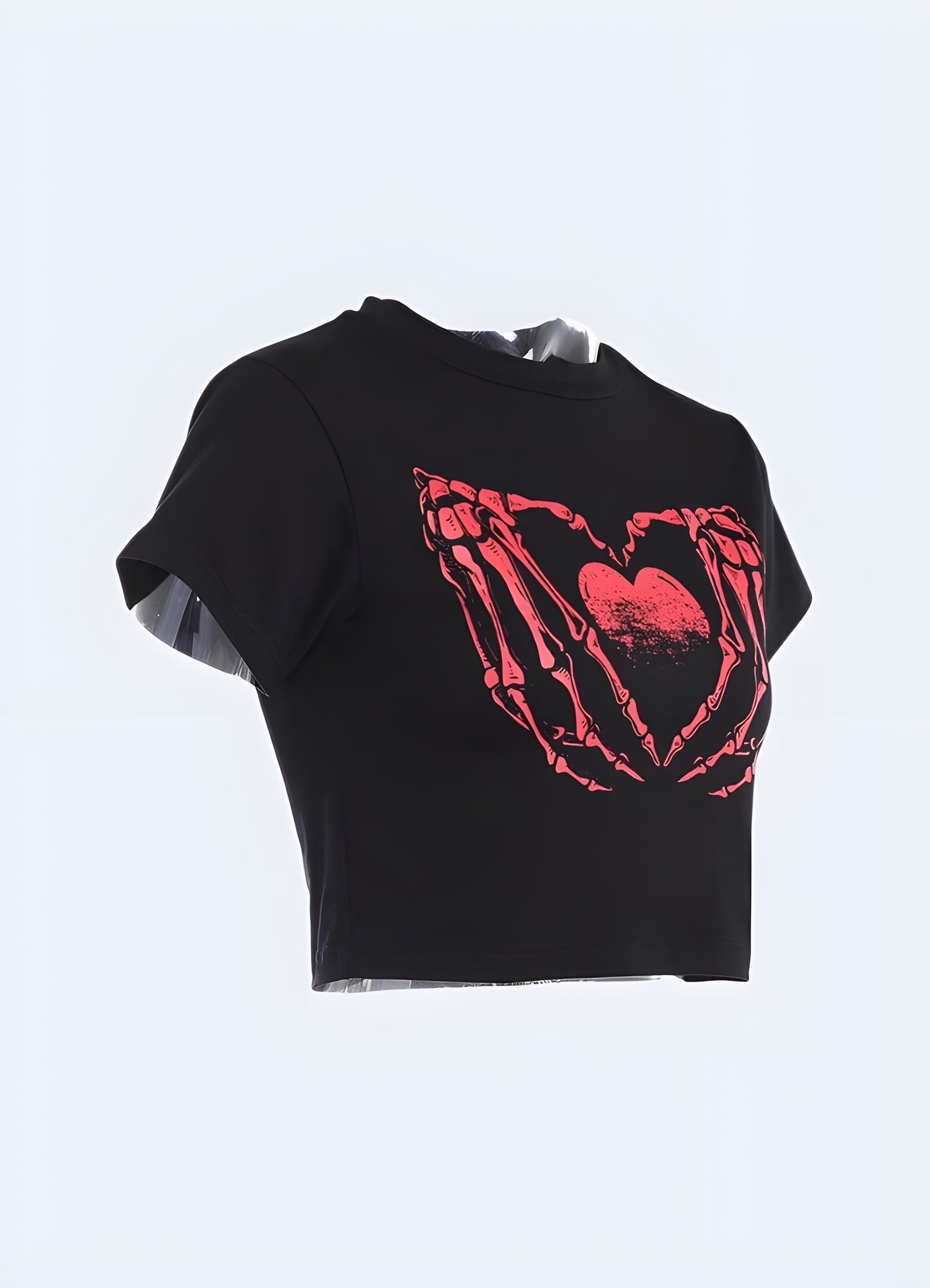 Fall in love with the gorgeous red heart t-shirt.
