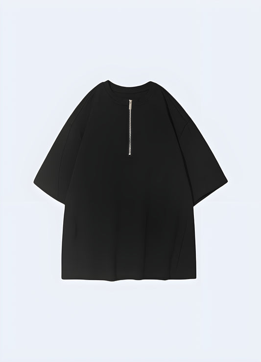 Short sleeve pullover with front zipper black.