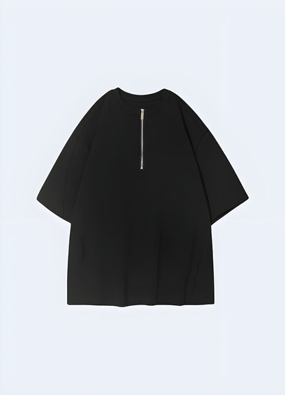 Short sleeve pullover with front zipper black.