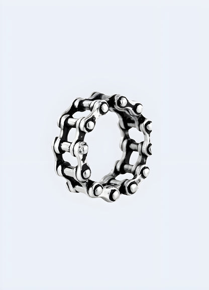  Size 7-12 textured design silver chain ring.