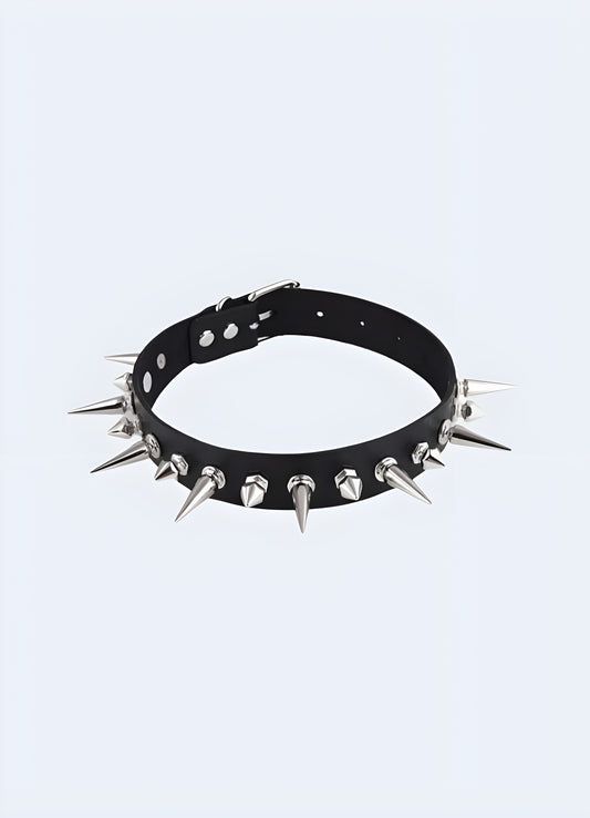 Get a street goth look with this spike choker necklace. 