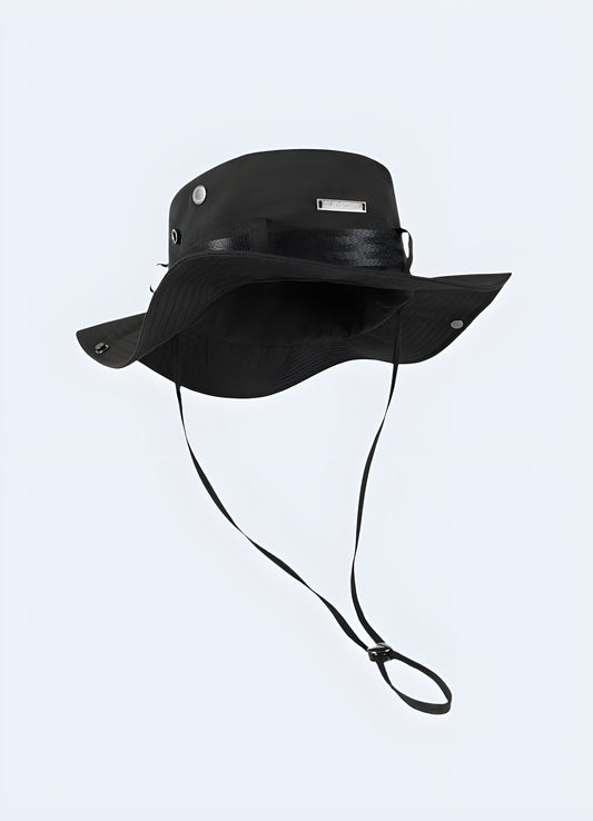 This piece is a masterful fusion of Japanese fishing hats and military bucket hats. 