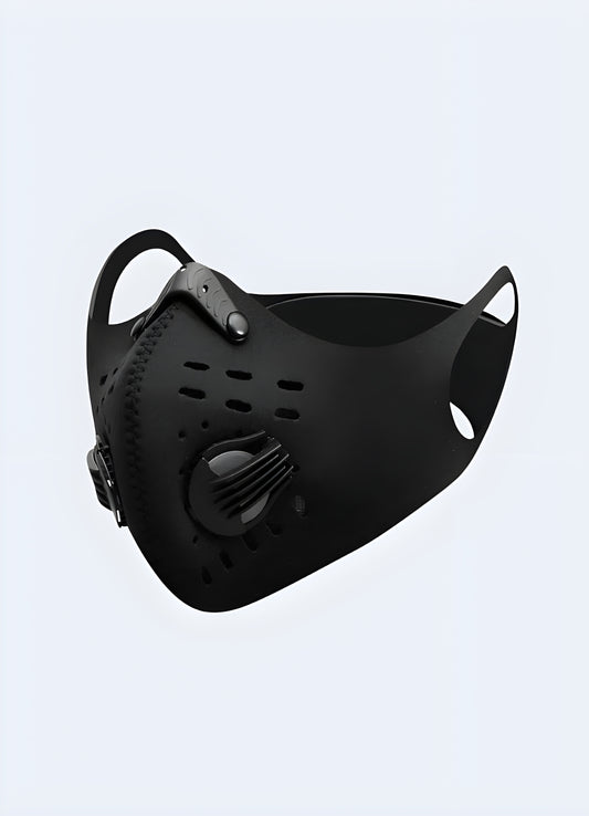 See how the mask adjusts seamlessly to different head sizes and features, comfortable wear.