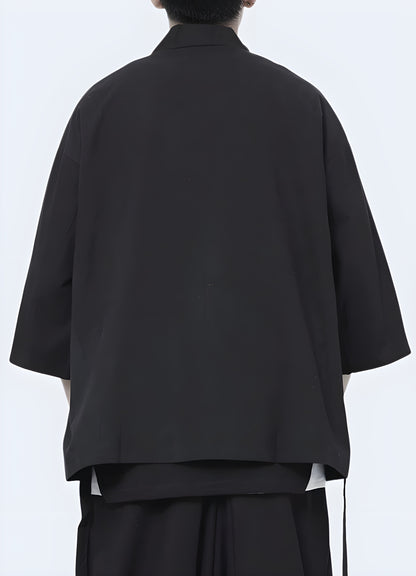 Urban streetwearinspired kimono jacket fits most body types.