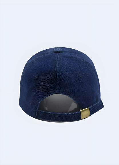 Complete your vintage look with the washed out cap and other retro-inspired accessories. 