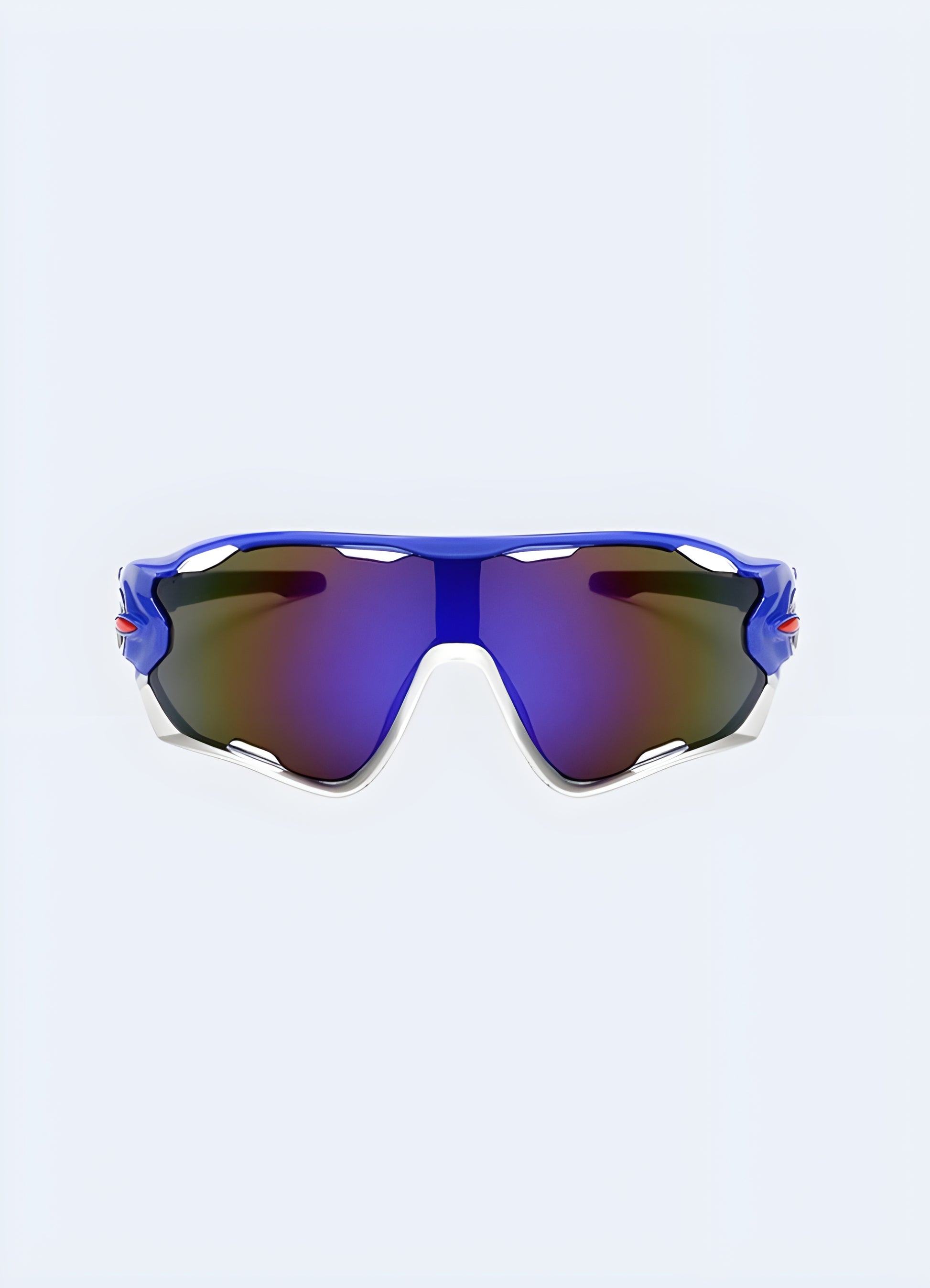 Step back in time with a splash of the future. Own a piece of the Y2K revival with these sunglasses.